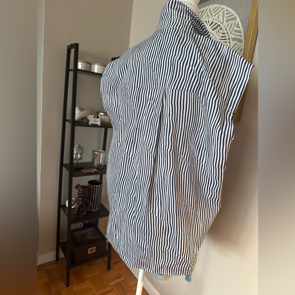 Calvin Klein Blue and White Striped Button Down Shirt - Picture 5 of 10